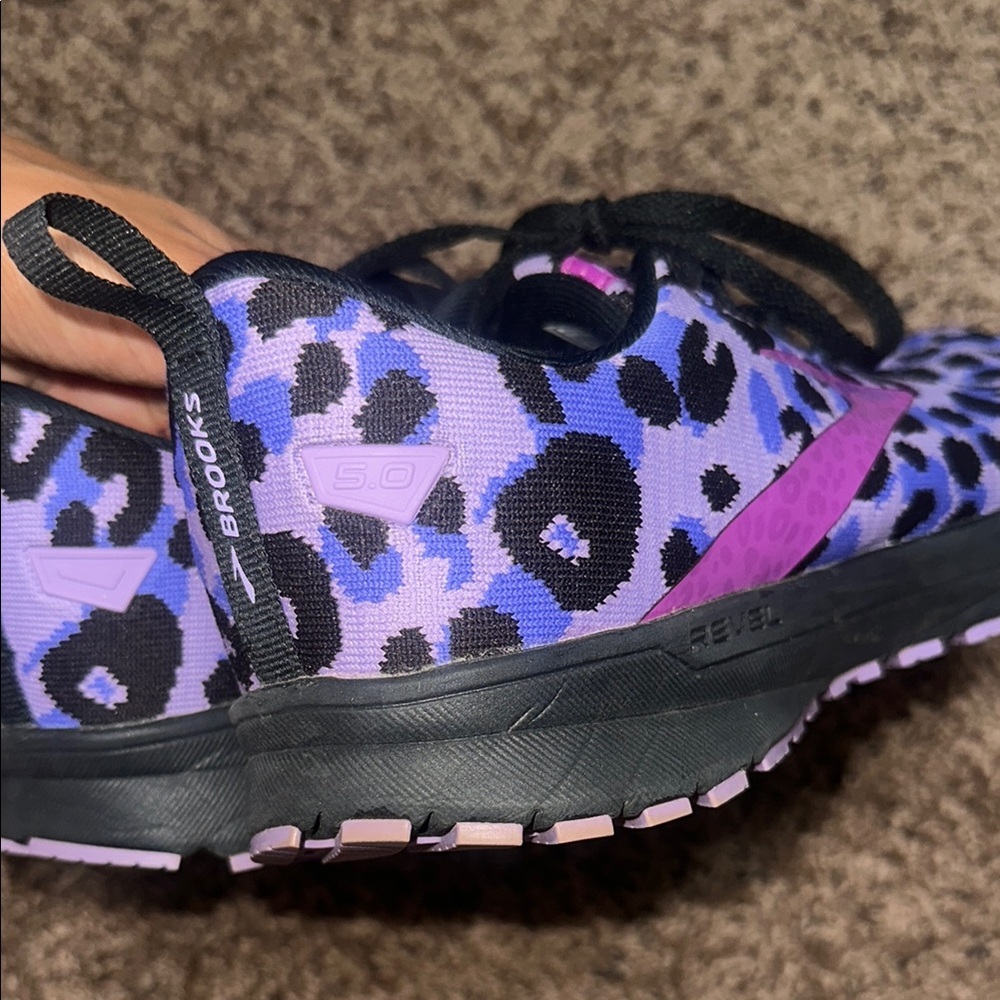 Brooks revel 5.0 Women's Purple Leopard Running Walking Athletic Shoes - Picture 6 of 6